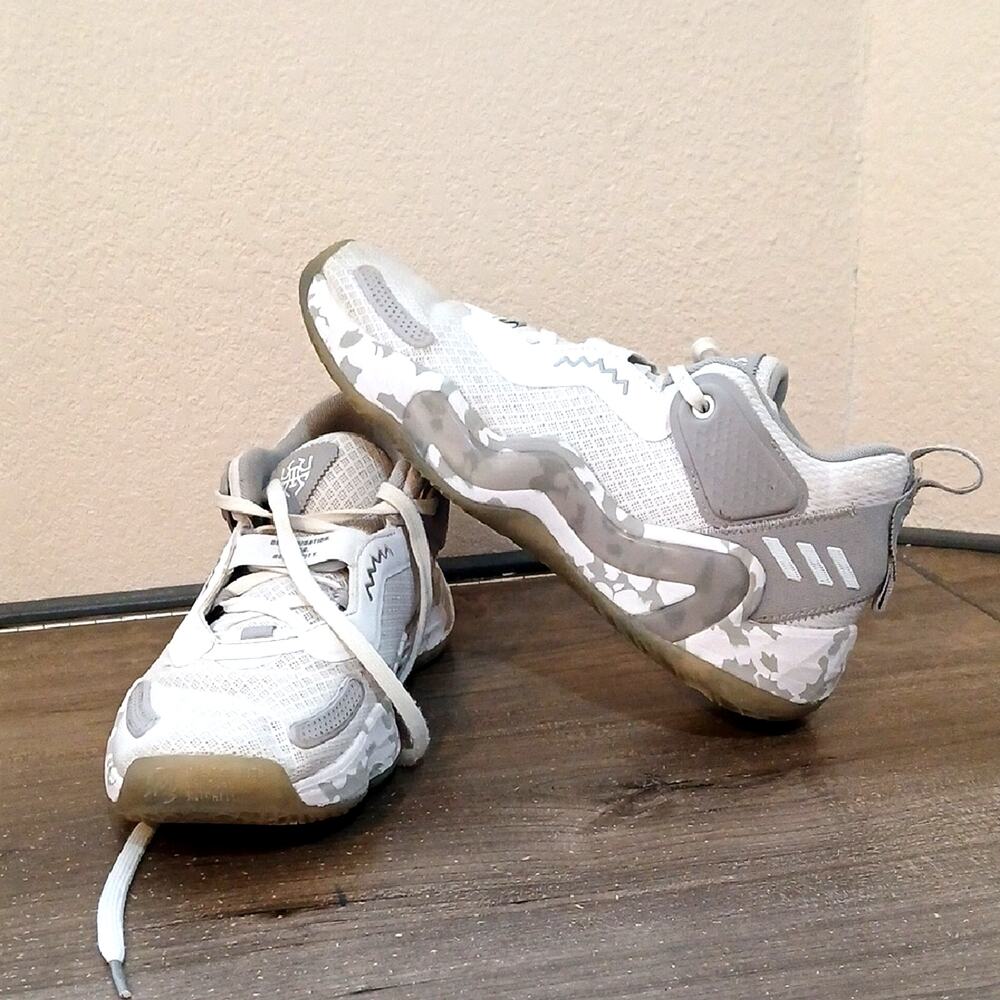 Adidas Mens D.O.N Issue #3 White/Grey Mid top Basketball Shoes Size 8